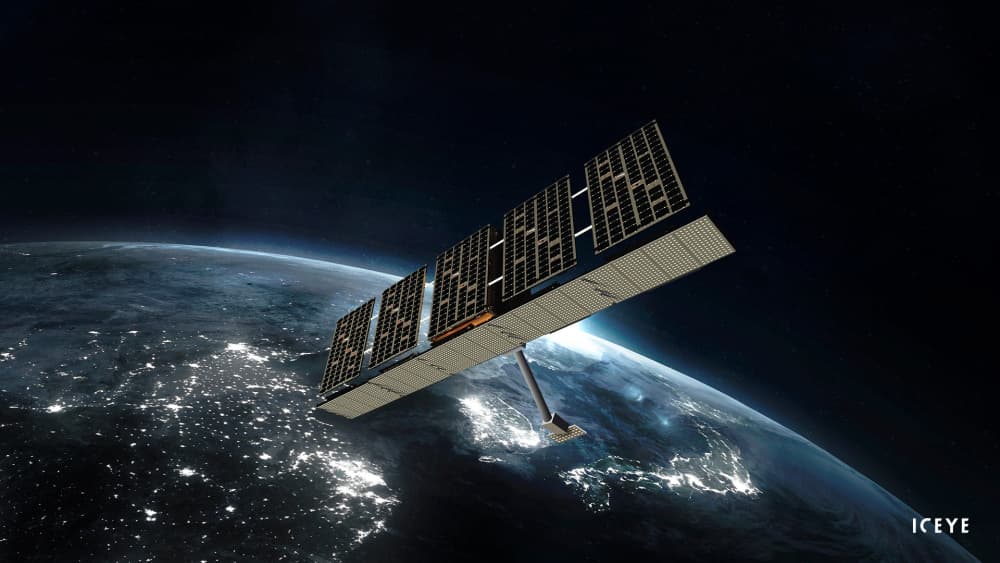 Vue d'artiste d'un satellite Iceye