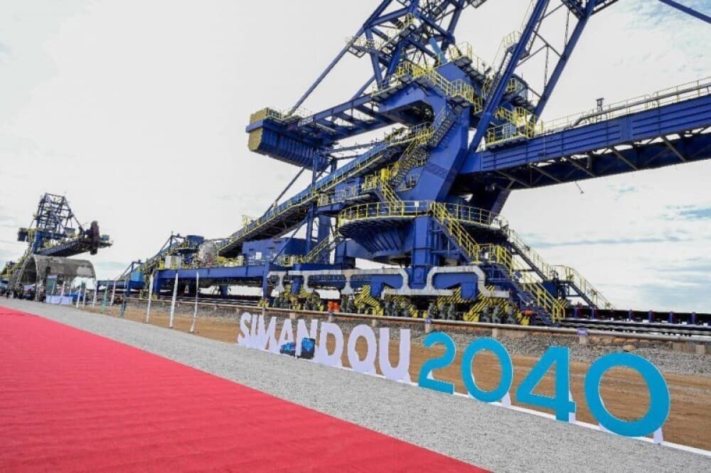 La première phase du programme Simandou 2040 devrait à elle seule mobiliser plus de 65 milliards USD d’investissements prioritaires.