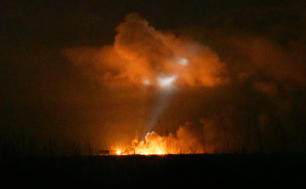 Si les incidents techniques lors des essais au sol restent relativement fréquents dans l'industrie spatiale, une explosion d'une telle ampleur demeure rare.