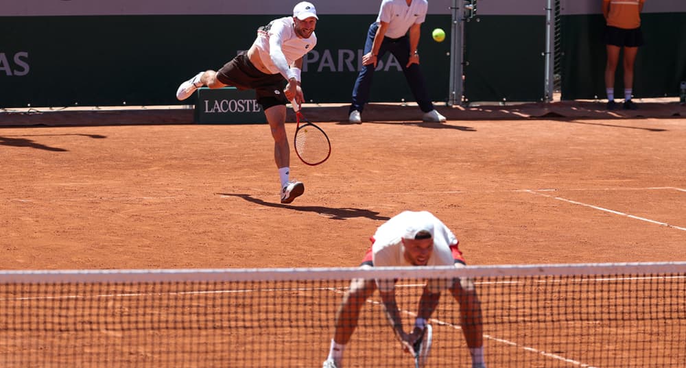 L'ouverture des doubles à Roland Garros, avec Bergs-Collignon et Gille-Verbeek le 20 mai 2026.