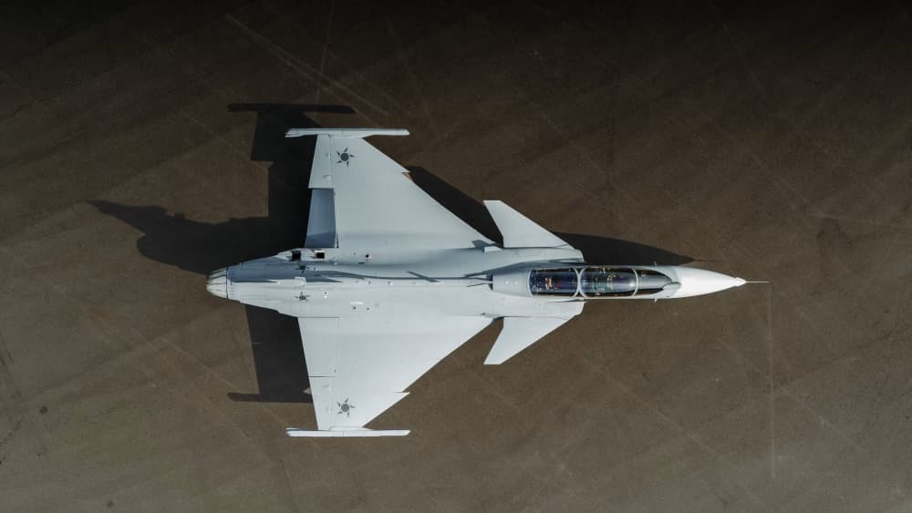 Saab dévoile le Gripen F