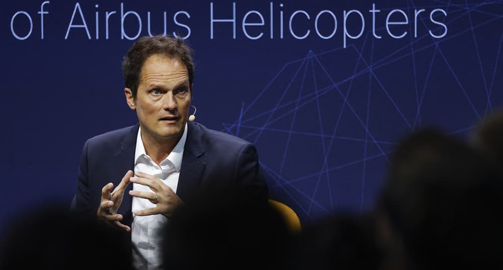 Matthieu Louvot, PDG d'Airbus Helicopters, prend la parole lors du Sommet de la Défense 2026 organisé chez Airbus Defence and Space GmbH à Manching, en Allemagne, le 20 mai 2026.