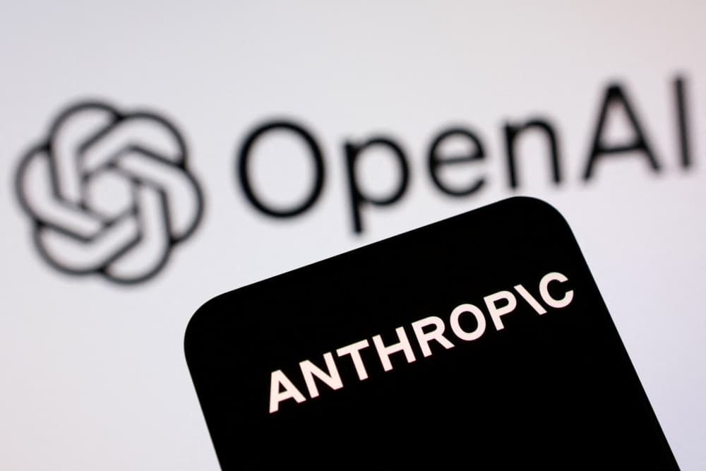 Dans la course à l'intelligence artificielle, OpenAI (ChatGPT) et Anthropic (Claude) se tiennent au coude à coude pour rafler le plus de clients (photo d'illustration).
