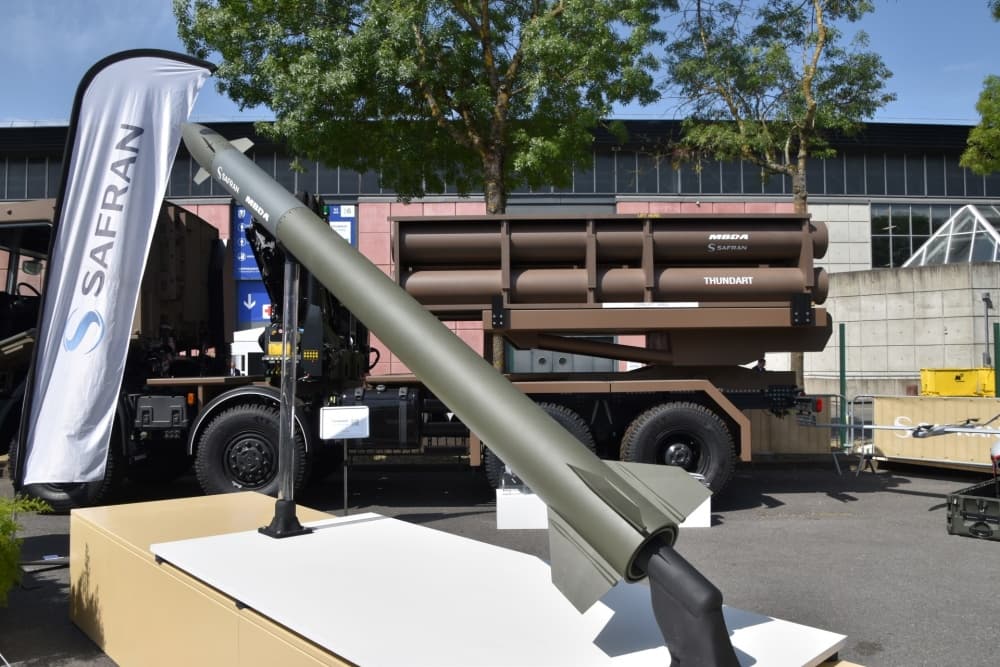 Discrétion chez Safran à l'ouverture d'Eurosatory, un peu avant l'annonce de la victoire du Thundart avec MBDA.
