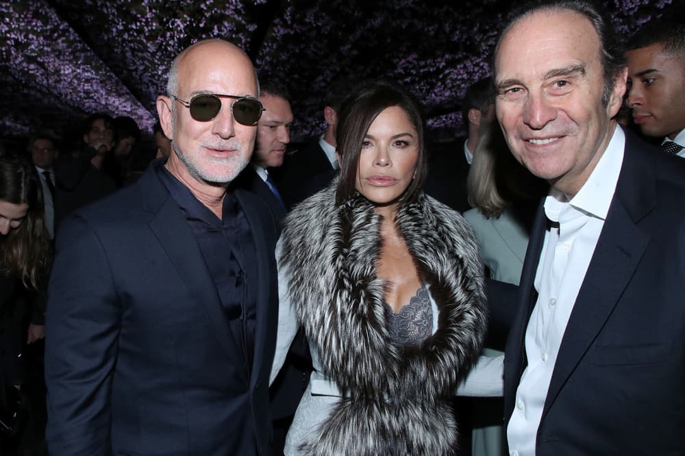 Jeff Bezos, sa femme Lauren Sánchez et Xavier Niel - au défilé Christian Dior.