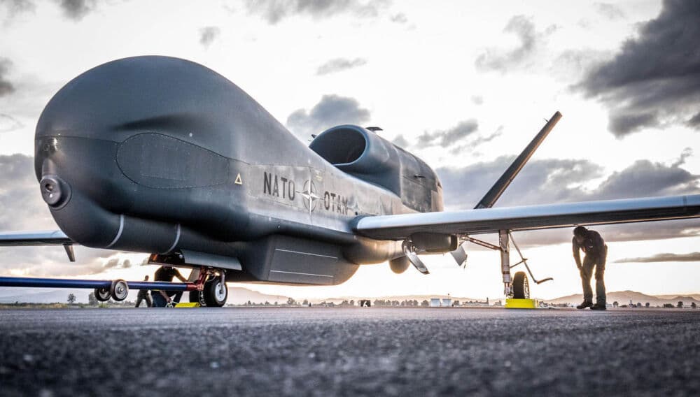 Un drone RQ-4 de l'OTAN