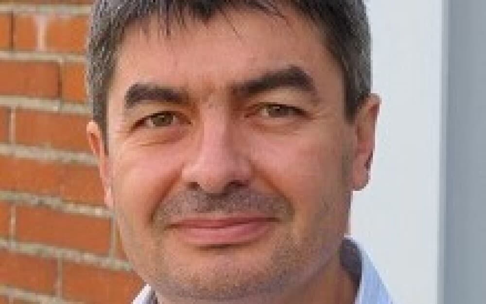 Rattaché à l’université Paris-Saclay, Philippe Ciais est directeur associé du Laboratoire des sciences du climat et de l’environnement (LSCE), une structure placée sous la tutelle du CNRS et du Commissariat à l’énergie atomique (CEA).
