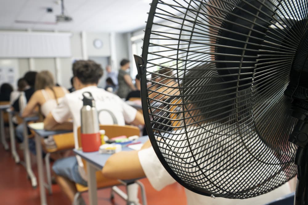 Face à la chaleur, des milliers d'établissements ont dû fermer leurs portes cette semaine.