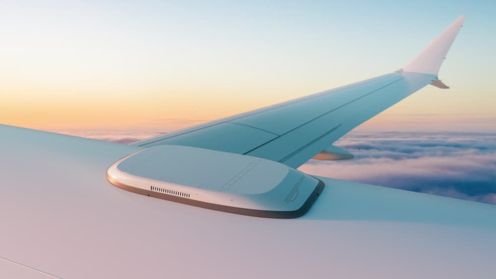 Vue d'artiste d'une antenne Amazon Leo embarquée à bord d'un avion commercial