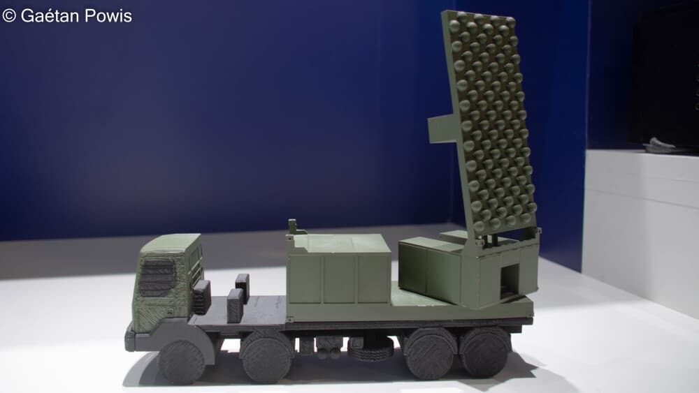 Le radar DeepFinder pourra détecter les missiles balistiques, planeurs hypersoniques et même les avions furtifs.