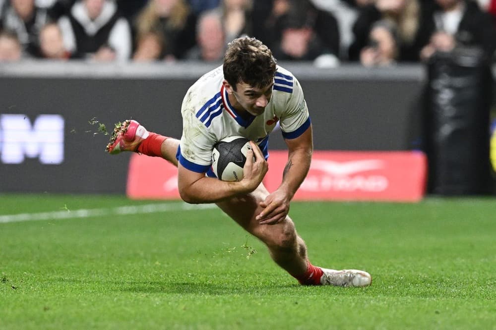 Les joueurs du XV de France ont frôlé l'exploit en Nouvelle-Zélande.