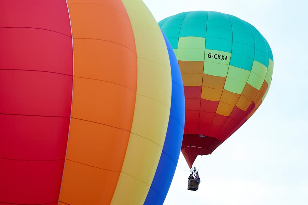 Des montgolfières photographiées à l'occasion du festival international de montgolfières ayant lieu chaque année à Bristol.