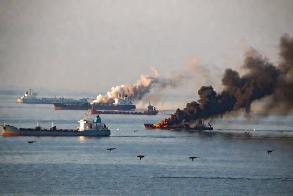 L'Ukraine frappe la flotte russe en mer d'Azov
