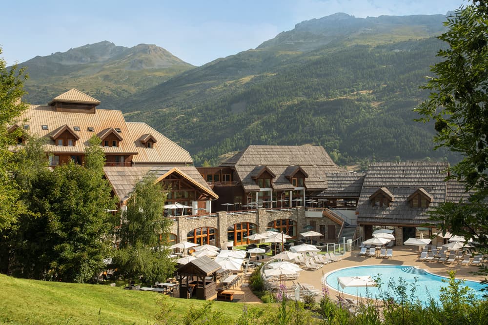 Le Club Med, champion du « all inclusive », se prépare à ouvrir de nouveaux villages pour atteindre la centaine d'ici à 2035.