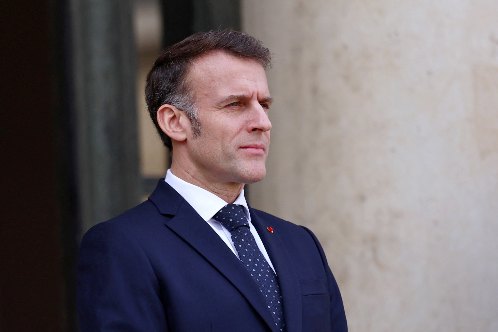 Carburant : le gouvernement va « s'assurer » qu'une chute des cours soit « répercutée à la pompe »