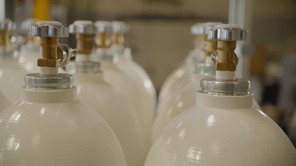Après les bouteilles de plongée, le rhodanien RotH2 s'outille pour son virage vers l'hydrogène