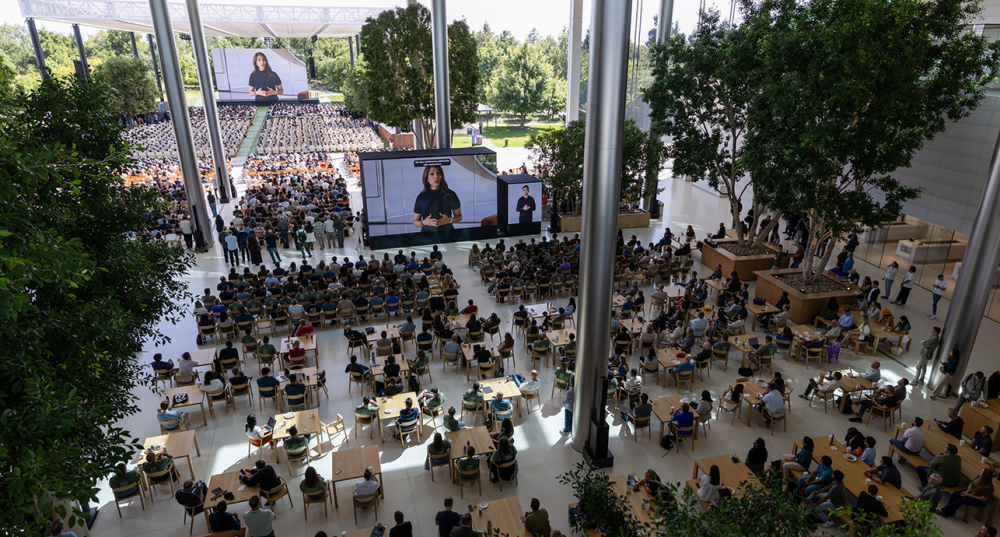 Apple entre dans la bataille de l'IA