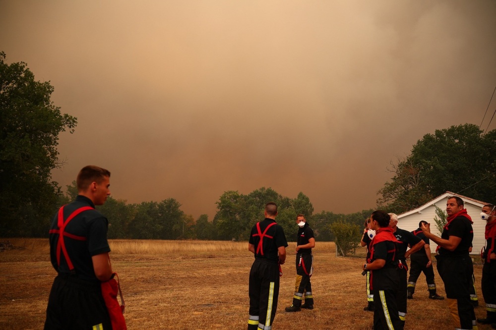 Incendies : ce qu'il faut retenir de ce dimanche en Europe